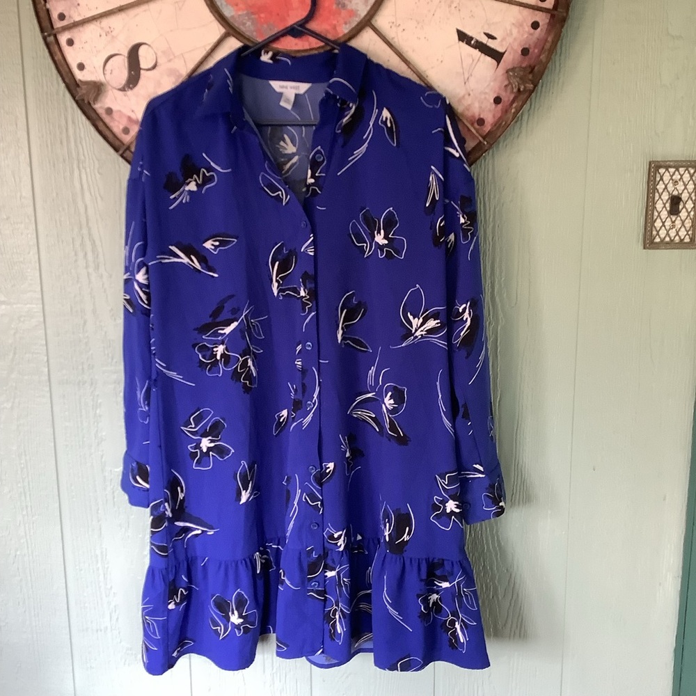 New Nine West Size XS long sleeve royal blue button down dress